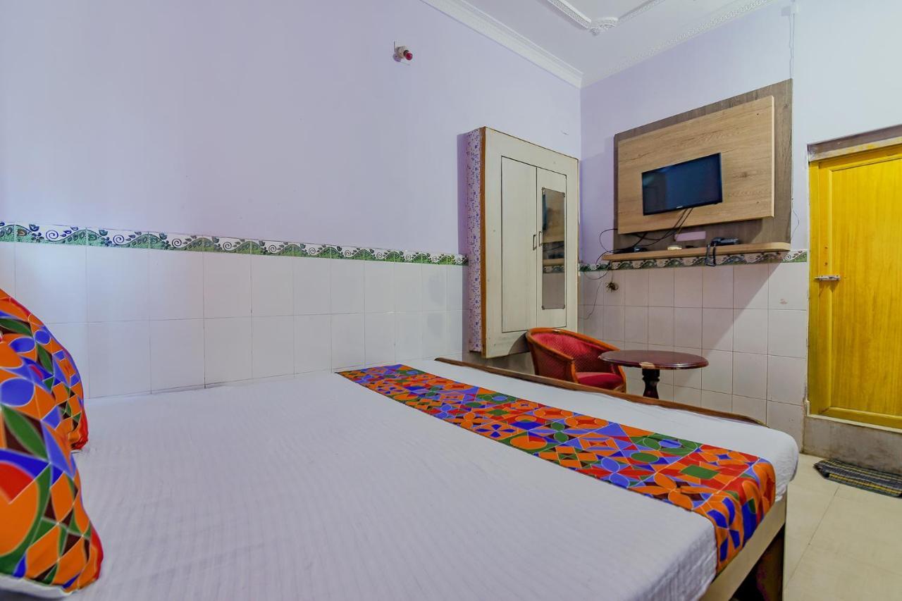 בובנשוואר Fabhotel New Central מראה חיצוני תמונה