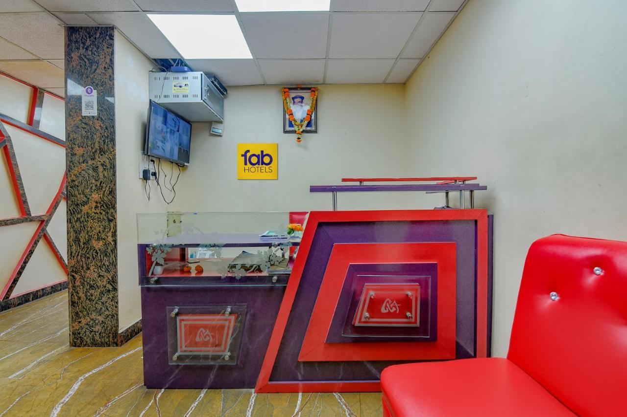 בובנשוואר Fabhotel New Central מראה חיצוני תמונה